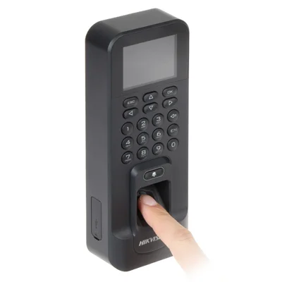 Terminal biométrique Hikvision DS-K1T804EF avec lecteur d'empreintes digitales pour le contrôle d'accès professionnel au Maroc.
