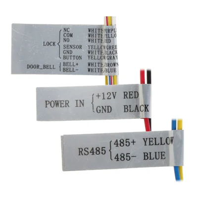 Vue arrière du terminal Hikvision DS-K1T804EF montrant les connexions internes pour l'installation.